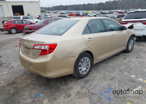 2012 Toyota Camry Le z USA, uszkodzony, nr VIN 4T1BF1FK4CU077338